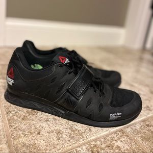Men’s Reebok hybrid lifters